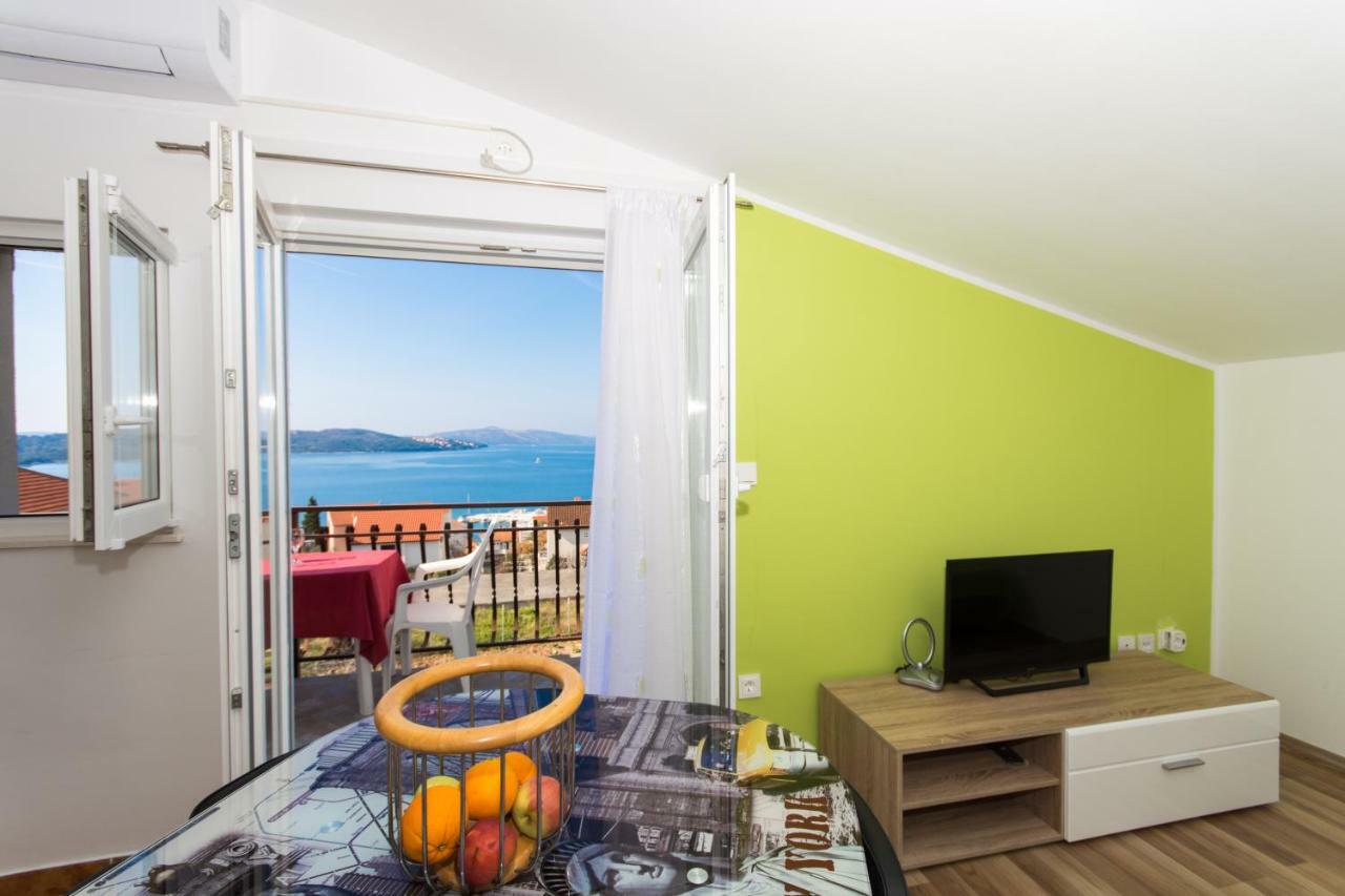 Apartmani Island تروغير المظهر الخارجي الصورة