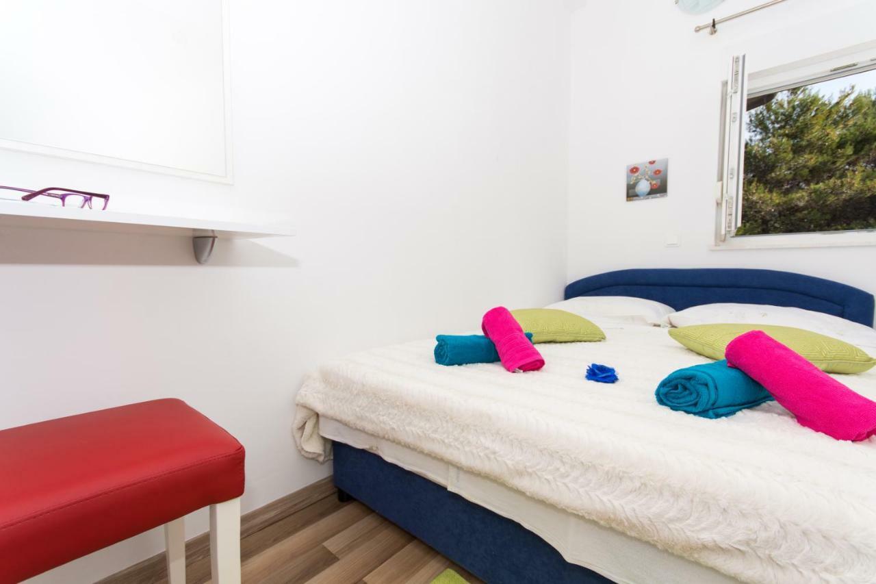 Apartmani Island تروغير المظهر الخارجي الصورة