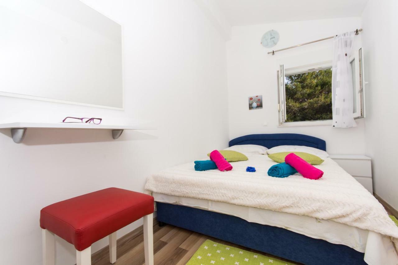 Apartmani Island تروغير المظهر الخارجي الصورة
