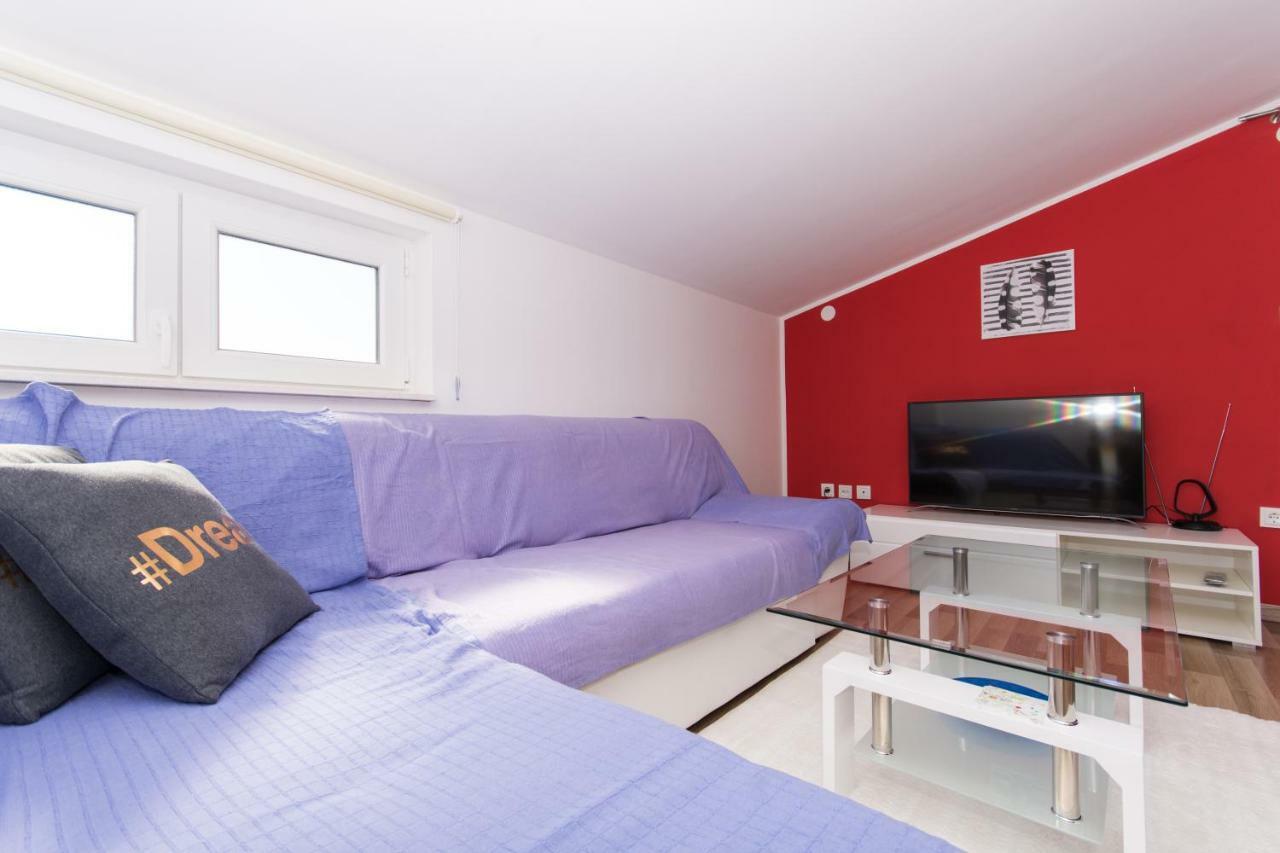 Apartmani Island تروغير المظهر الخارجي الصورة