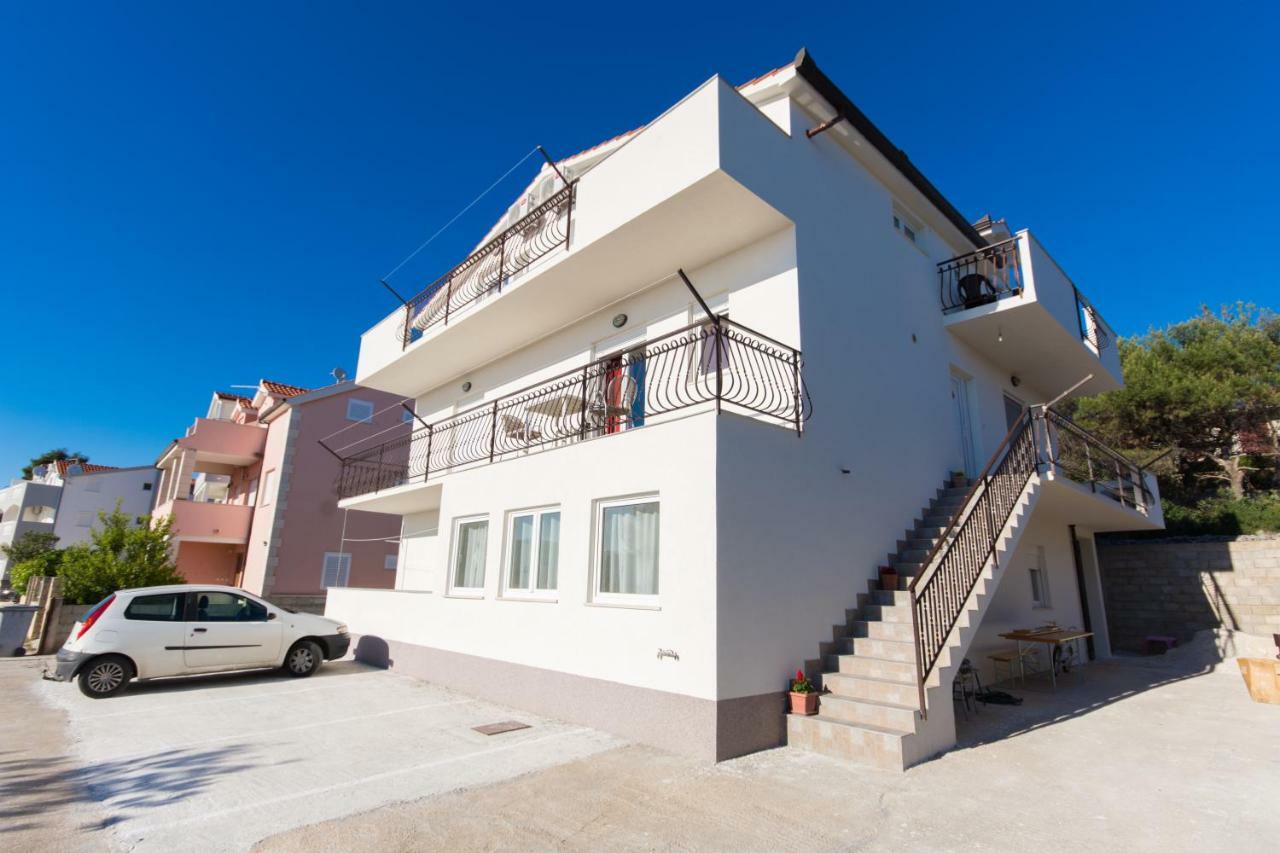 Apartmani Island تروغير المظهر الخارجي الصورة