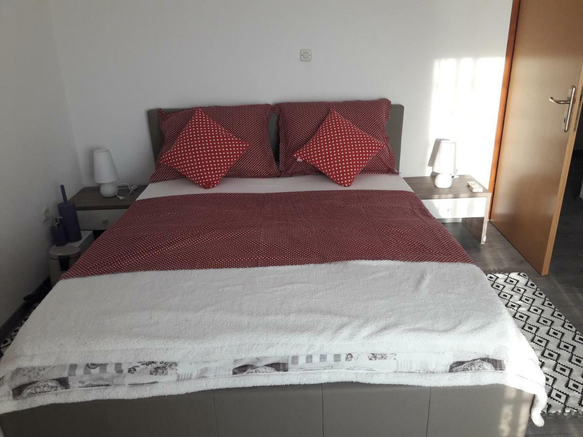 Apartmani Island تروغير المظهر الخارجي الصورة